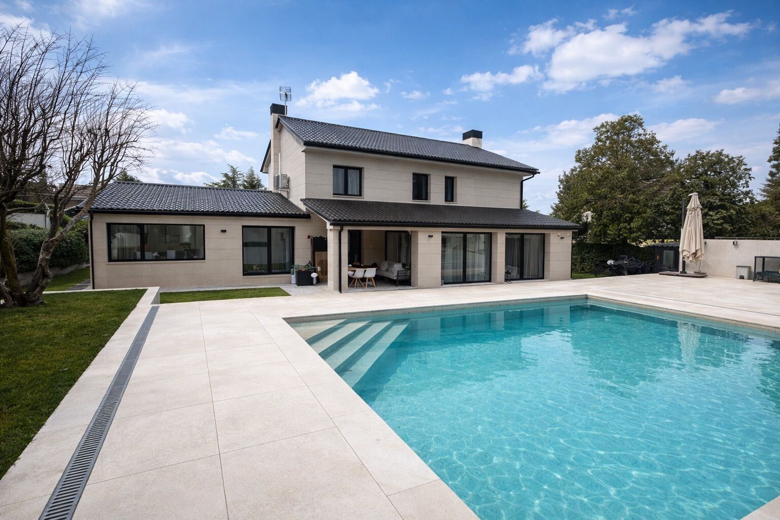 Chalet en zona Monteclaro — Pozuelo de Alarcón — 1